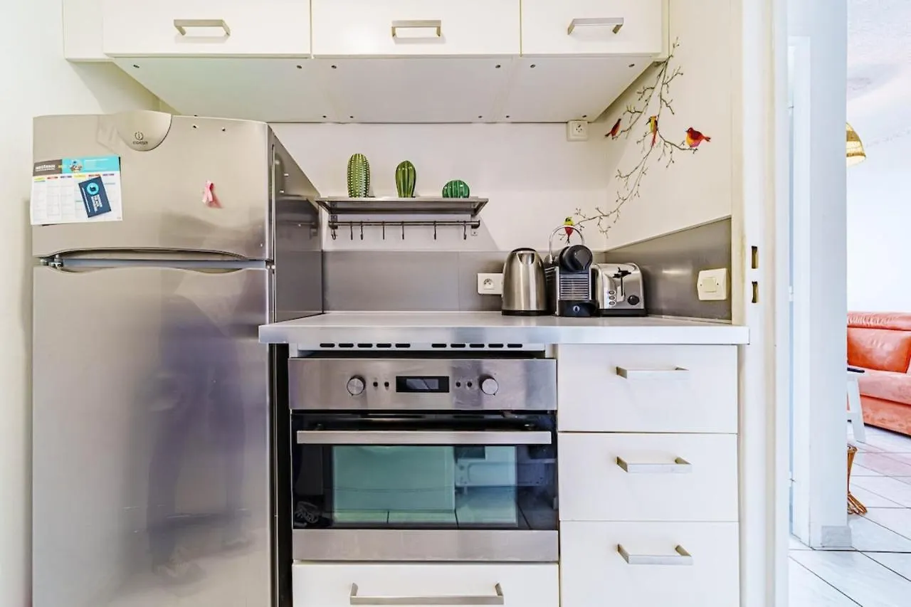 Chez Anatole - Charming 4 People - Gratte Ciel Apartment Villeurbanne France