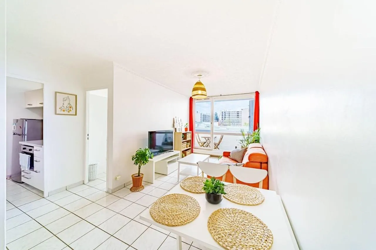 Chez Anatole - Charming 4 People - Gratte Ciel Apartment Villeurbanne