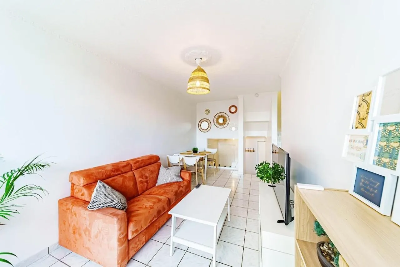 Chez Anatole - Charming 4 People - Gratte Ciel Apartment Villeurbanne